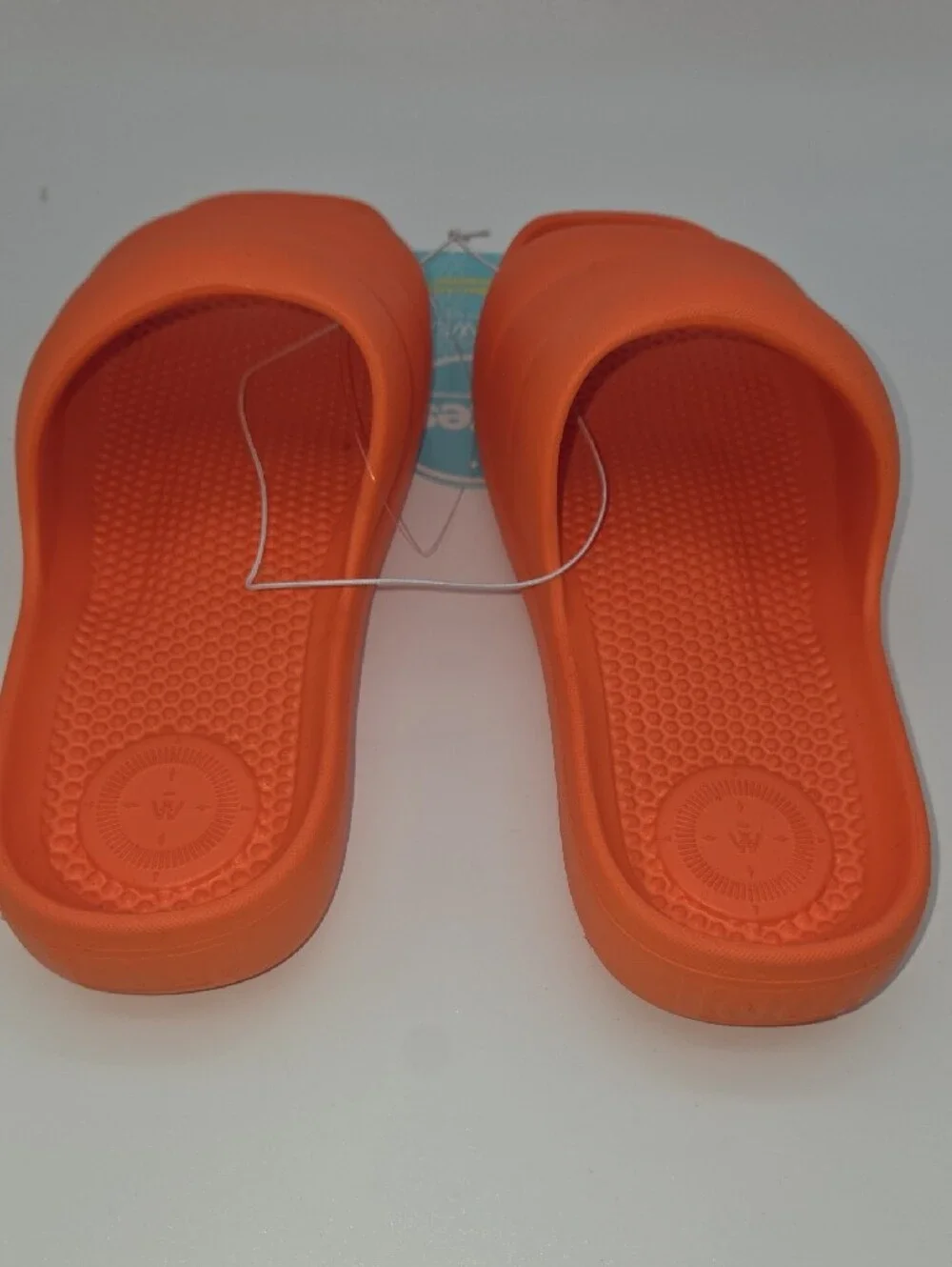 totes bold orange